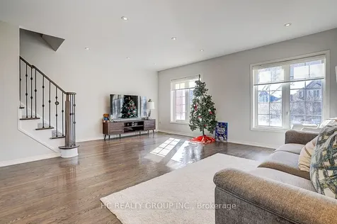 20 Prince Charles Way Markham ON L6C 0B5