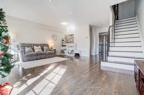 20 Prince Charles Way Markham ON L6C 0B5