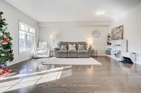20 Prince Charles Way Markham ON L6C 0B5