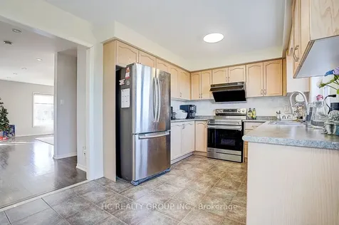 20 Prince Charles Way Markham ON L6C 0B5