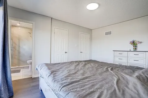 20 Prince Charles Way Markham ON L6C 0B5