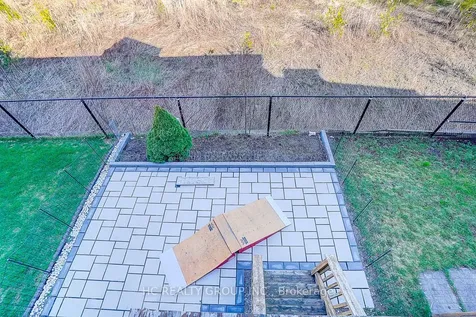 20 Prince Charles Way Markham ON L6C 0B5