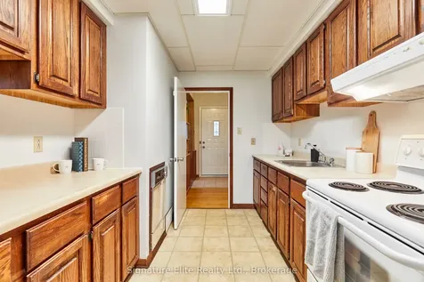 14 Rockport Crescent Richmond Hill ON L4C 2L6