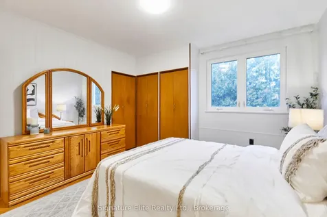 14 Rockport Crescent Richmond Hill ON L4C 2L6