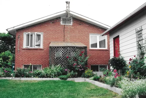 14 Rockport Crescent Richmond Hill ON L4C 2L6