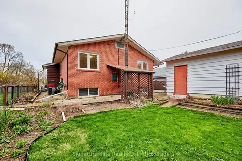 14 Rockport Crescent Richmond Hill ON L4C 2L6