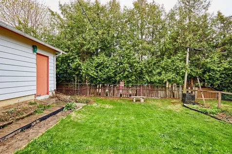 14 Rockport Crescent Richmond Hill ON L4C 2L6