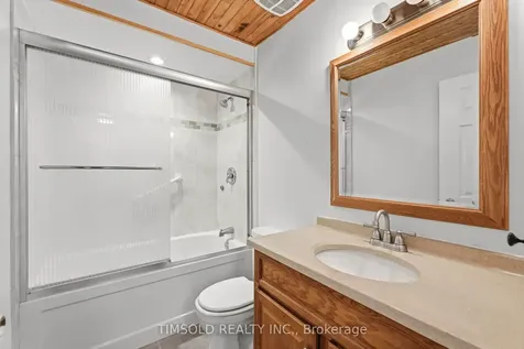 14 Gordon Way Markham ON L3T 5A2