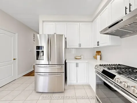 30 Johncrest Way Vaughan ON L4H 2K6