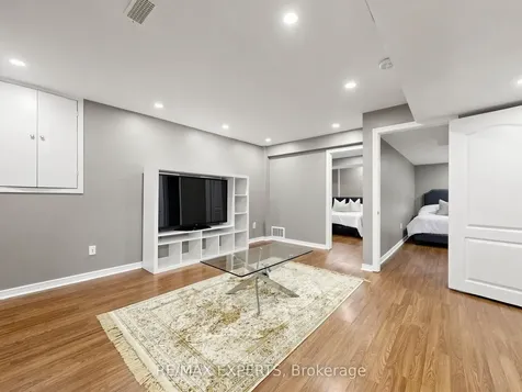 30 Johncrest Way Vaughan ON L4H 2K6