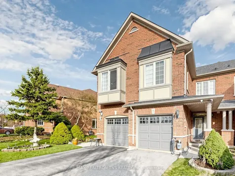 7 Holly Drive Richmond Hill ON L4S 2P1