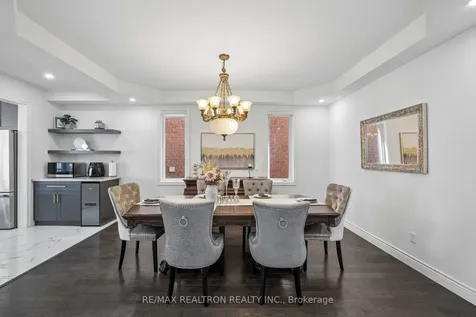 146 Seabreeze Avenue Vaughan ON L4J 9H1