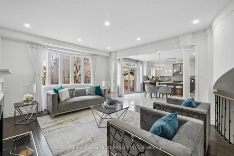146 Seabreeze Avenue Vaughan ON L4J 9H1