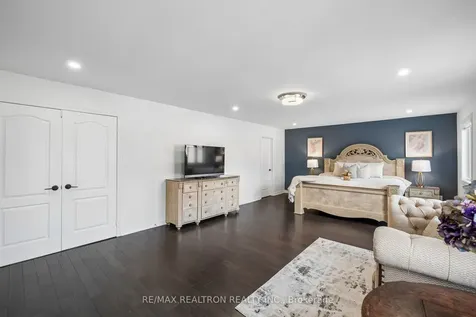 146 Seabreeze Avenue Vaughan ON L4J 9H1