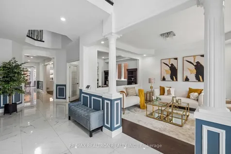 146 Seabreeze Avenue Vaughan ON L4J 9H1