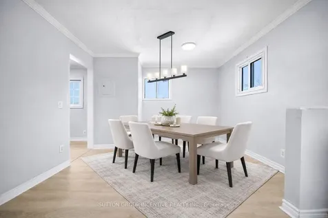 300 Metro Road N Georgina ON L4P 3C8