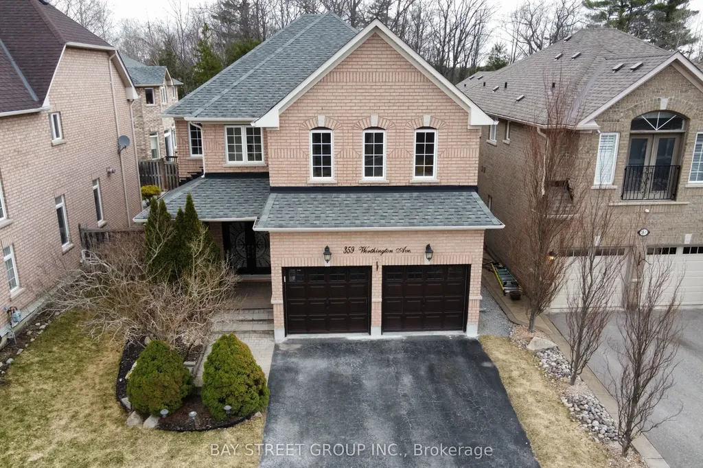 359 Worthington Avenue Richmond Hill ON L4E 4S3