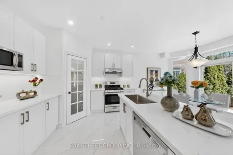 359 Worthington Avenue Richmond Hill ON L4E 4S3
