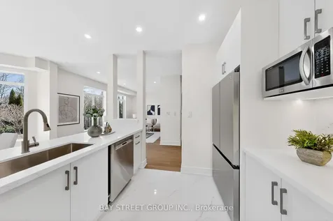359 Worthington Avenue Richmond Hill ON L4E 4S3