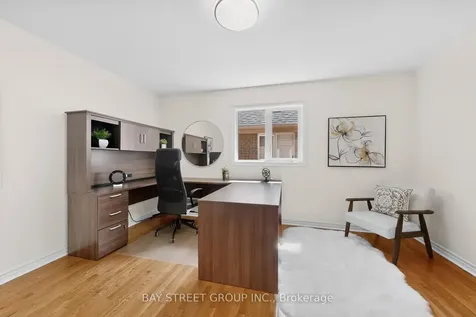 359 Worthington Avenue Richmond Hill ON L4E 4S3