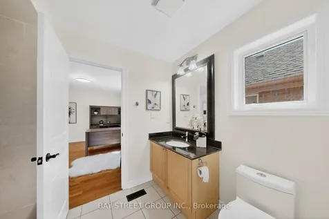 359 Worthington Avenue Richmond Hill ON L4E 4S3