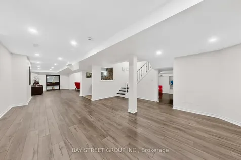 359 Worthington Avenue Richmond Hill ON L4E 4S3
