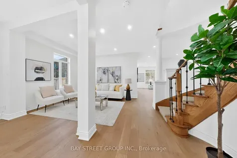 359 Worthington Avenue Richmond Hill ON L4E 4S3