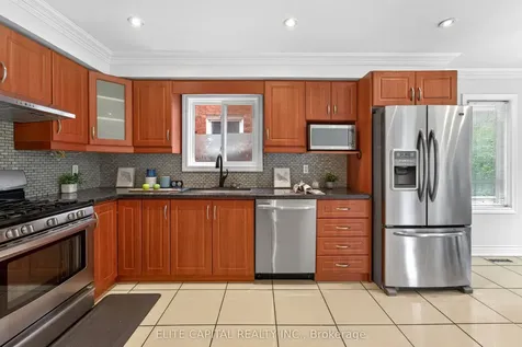 100 Bernard Avenue Richmond Hill ON L4C 9Z5