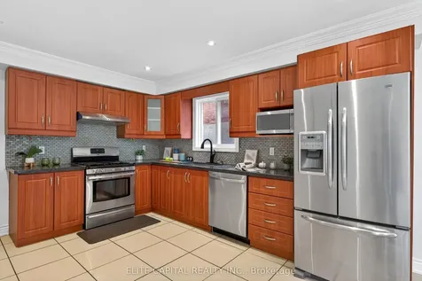 100 Bernard Avenue Richmond Hill ON L4C 9Z5