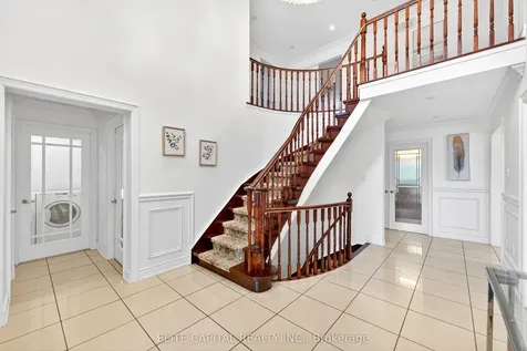 100 Bernard Avenue Richmond Hill ON L4C 9Z5