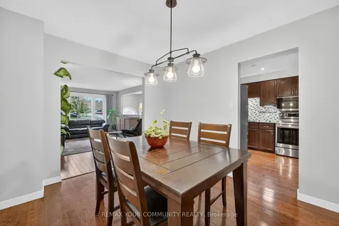 81 Crown Crescent Bradford West Gwillimbury ON L3Z 2M2
