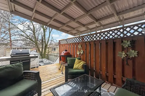 81 Crown Crescent Bradford West Gwillimbury ON L3Z 2M2