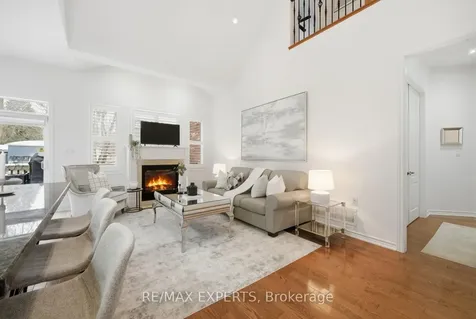 11 Collier Crescent Essa ON L3W 0M7