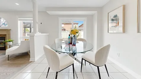186 Tierra Avenue Vaughan ON L6A 3H7