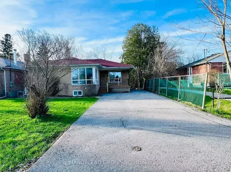 90 Rockport Crescent Richmond Hill ON L4C 2L8