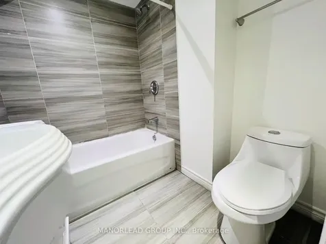 90 Rockport Crescent Richmond Hill ON L4C 2L8