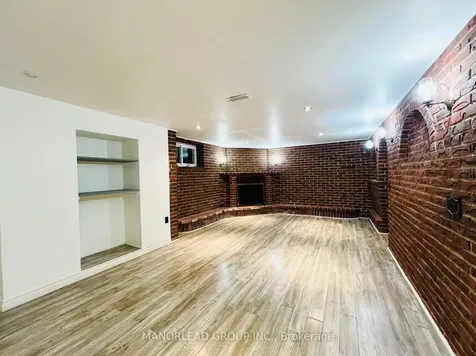 90 Rockport Crescent Richmond Hill ON L4C 2L8