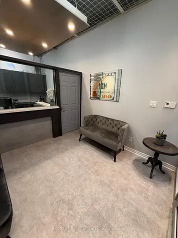 7181 Yonge N/a Markham ON L3T 0C7