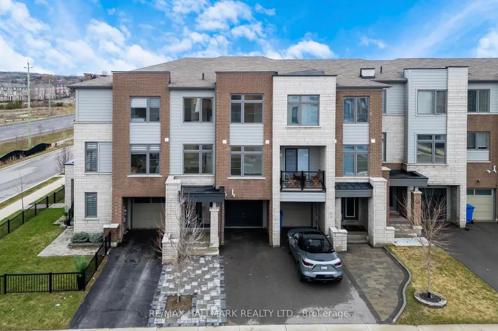 52 Allure Street Newmarket ON L3X 0L2
