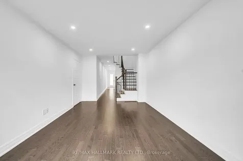 52 Allure Street Newmarket ON L3X 0L2
