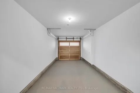 52 Allure Street Newmarket ON L3X 0L2