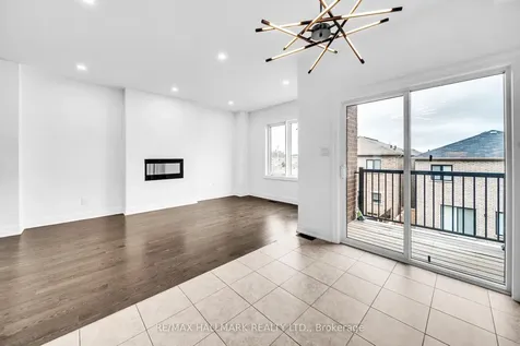 52 Allure Street Newmarket ON L3X 0L2