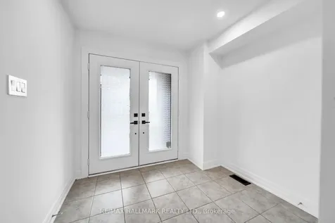 52 Allure Street Newmarket ON L3X 0L2