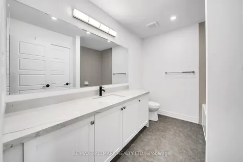 52 Allure Street Newmarket ON L3X 0L2