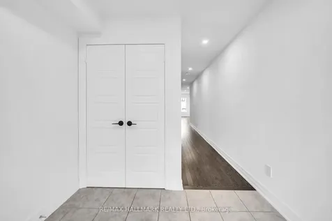 52 Allure Street Newmarket ON L3X 0L2