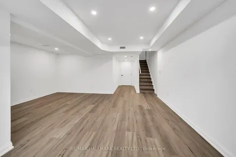 52 Allure Street Newmarket ON L3X 0L2
