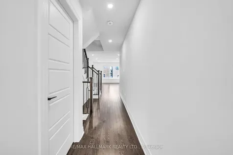 52 Allure Street Newmarket ON L3X 0L2