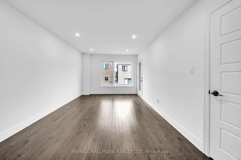 52 Allure Street Newmarket ON L3X 0L2