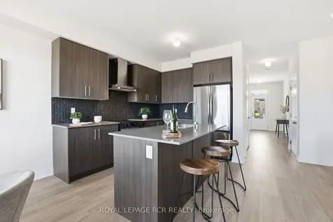 1350 Davis Loop Innisfil ON L0L 1W0