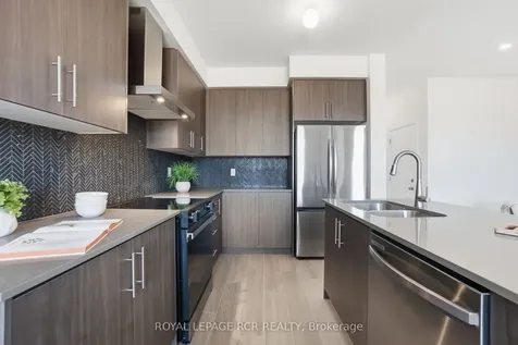 1350 Davis Loop Innisfil ON L0L 1W0